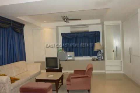 Estudio en Pattaya, Tailandia № 212490 - foto 2
