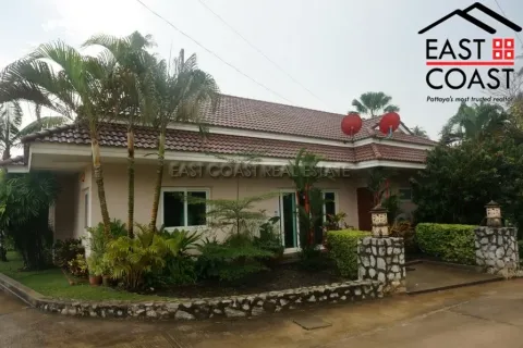 Casa de 3 dormitorios en Pattaya, Tailandia № 212489 - foto 11