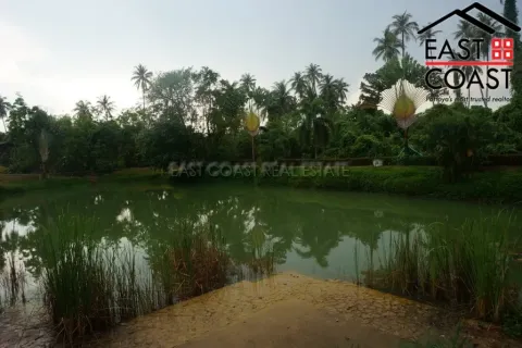 Casa de 3 dormitorios en Pattaya, Tailandia № 212489 - foto 3
