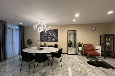 Townhouse in Bangkok, Thailand 4 bedrooms № 143022 - photo 19