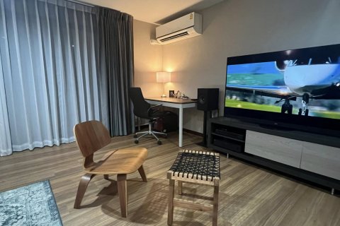 Townhouse in Bangkok, Thailand 4 bedrooms № 143022 - photo 13