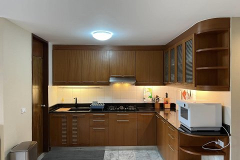 Townhouse in Bangkok, Thailand 4 bedrooms № 143022 - photo 6