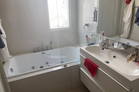 Condo à Bangkok, Thaïlande, 3 chambres  № 143020 - photo 7