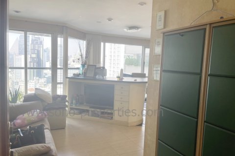 Condo in Bangkok, Thailand, 1 bedroom  № 143230 - photo 3