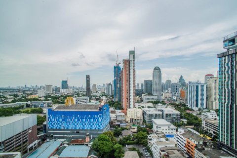 Condo in Watthana, Bangkok, Thailand, 2 bedrooms № 141267 - photo 11