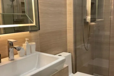 Condo à Watthana, Bangkok, Thaïlande, 2 chambres № 215322 - photo 8