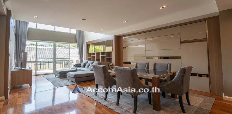 Duplex in Watthana, Bangkok, Thailand 3 Schlafzimmer № 215319