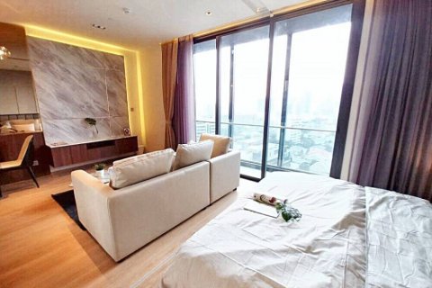 Condo in Bangkok, Thailand, 1 bedroom  № 114797 - photo 3