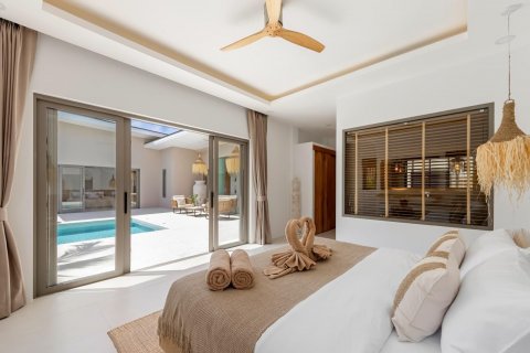 Villa in Ko Samui, Thailand 3 bedrooms № 135540 - photo 15