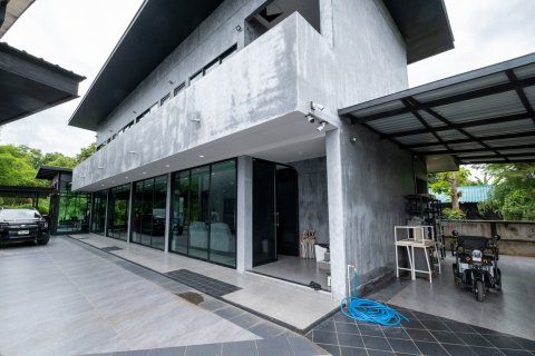 House in Chiang Mai, Thailand 7 bedrooms № 159999 - photo 3