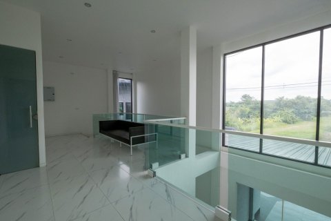 House in Chiang Mai, Thailand 7 bedrooms № 159999 - photo 15