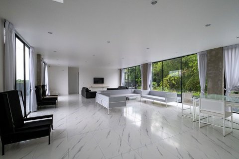 House in Chiang Mai, Thailand 7 bedrooms № 159999 - photo 6