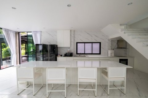 House in Chiang Mai, Thailand 7 bedrooms № 159999 - photo 9