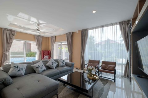 Villa in Chiang Mai, Thailand 4 bedrooms № 160001 - photo 8