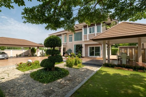 Villa in Chiang Mai, Thailand 4 bedrooms № 160001