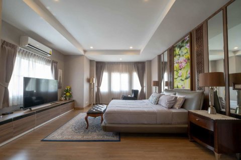 Villa in Chiang Mai, Thailand 4 bedrooms № 160001 - photo 11