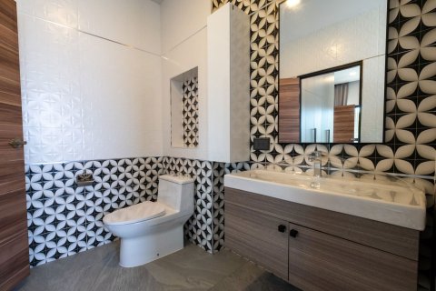 Villa in Chiang Mai, Thailand 4 bedrooms № 160000 - photo 24