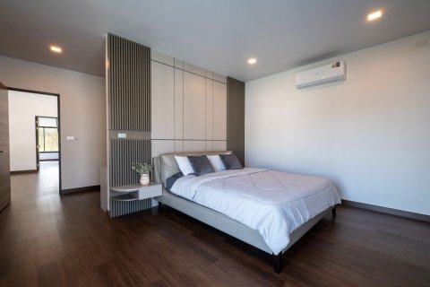 Villa in Chiang Mai, Thailand 4 bedrooms № 160000 - photo 13