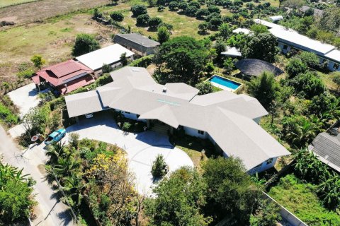 Villa in Chiang Mai, Thailand 6 bedrooms № 159998 - photo 2