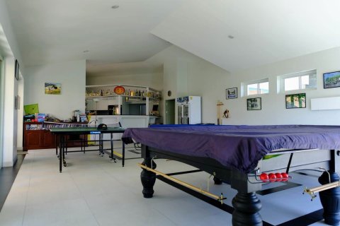 Villa in Chiang Mai, Thailand 6 bedrooms № 159998 - photo 16