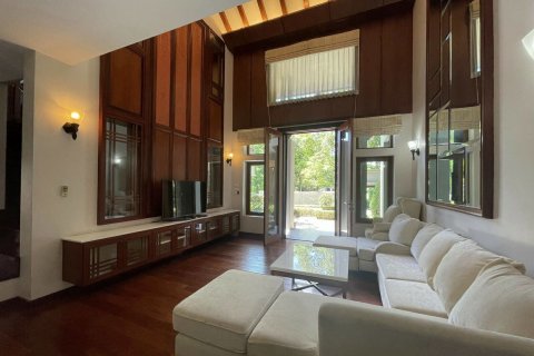 House in Chiang Mai, Thailand 4 bedrooms № 159996 - photo 5