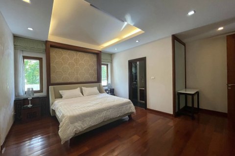 House in Chiang Mai, Thailand 4 bedrooms № 159996 - photo 15
