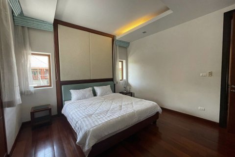 House in Chiang Mai, Thailand 4 bedrooms № 159996 - photo 16