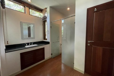 House in Chiang Mai, Thailand 4 bedrooms № 159996 - photo 22