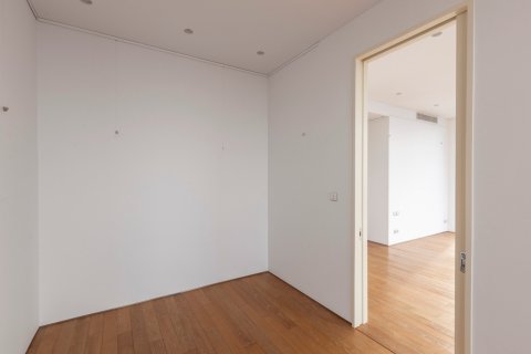 Кондоминиум с 2 спальнями в Сатхоне, Бангкок, Таиланд № 133618 - фото 17