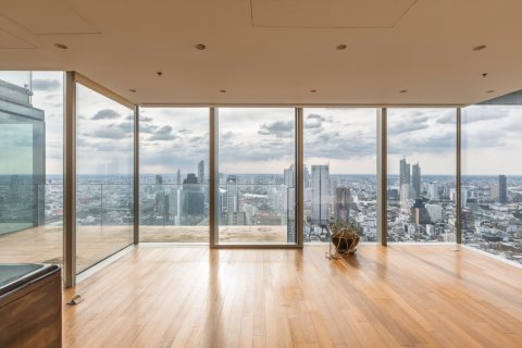 Кондоминиум с 2 спальнями в Сатхоне, Бангкок, Таиланд № 133618 - фото 1