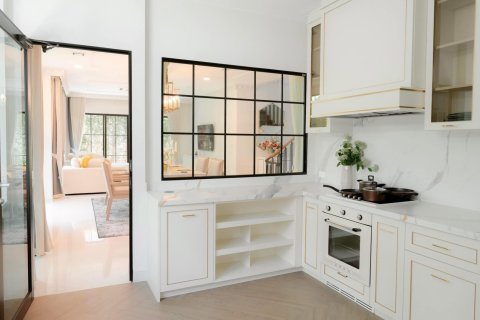 Villa in Bangkok, Thailand 4 bedrooms № 133616 - photo 25