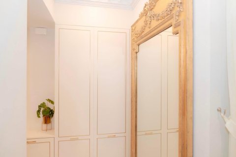 Villa in Bangkok, Thailand 4 bedrooms № 133616 - photo 20