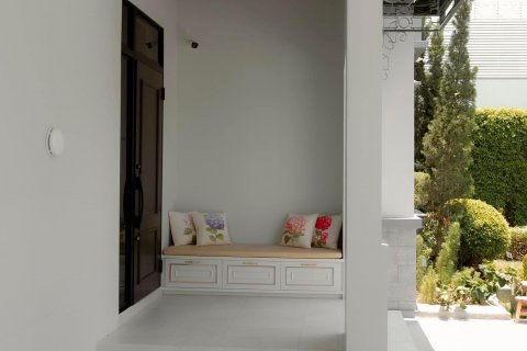 Villa in Bangkok, Thailand 4 bedrooms № 133616 - photo 17