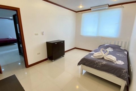 House in Pattaya, Thailand 4 bedrooms № 133614 - photo 20