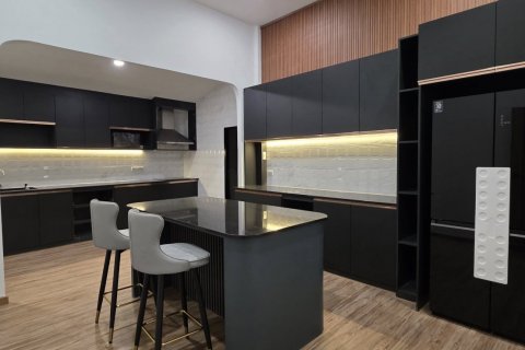 House in Pattaya, Thailand 3 bedrooms № 133613 - photo 19