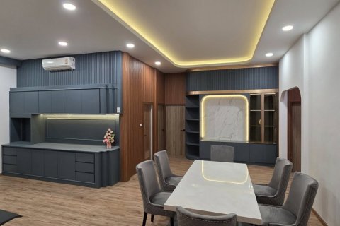 House in Pattaya, Thailand 3 bedrooms № 133613 - photo 10