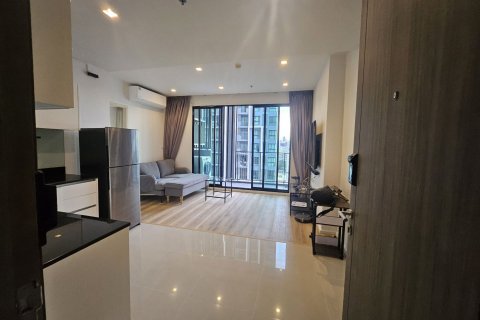 Студия в кондо в Дин Даенге, Бангкок, Таиланд № 151386 - фото 4