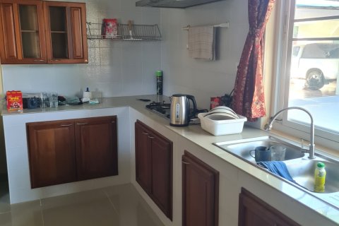 House in Rayong, Thailand 3 bedrooms № 170532 - photo 9