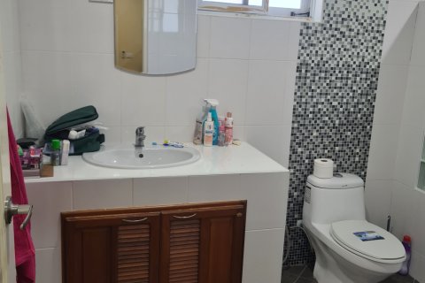 House in Rayong, Thailand 3 bedrooms № 170532 - photo 17