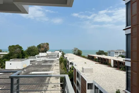 Кондоминиум с 3 спальнями в Хуа Хине, Таиланд № 170531 - фото 17