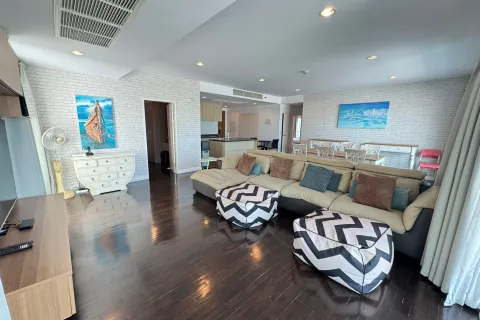 Кондоминиум с 3 спальнями в Хуа Хине, Таиланд № 170531 - фото 2