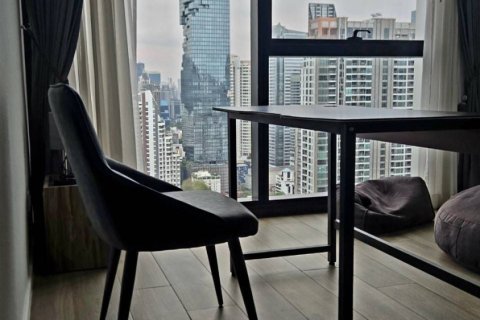 Condo in Bang Rak, Bangkok, Thailand, 2 bedrooms  № 170535 - photo 16