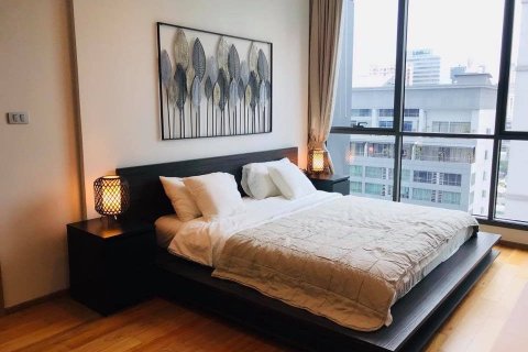 Condo à Watthana, Bangkok, Thaïlande, 2 chambres  № 139523 - photo 13