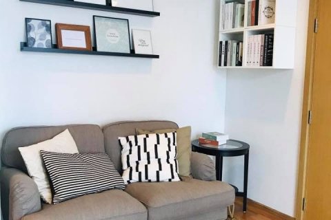 Condo à Watthana, Bangkok, Thaïlande, 2 chambres  № 139523 - photo 11