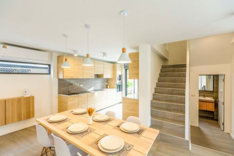 Villa in Chiang Mai, Thailand 4 bedrooms № 163875 - photo 8