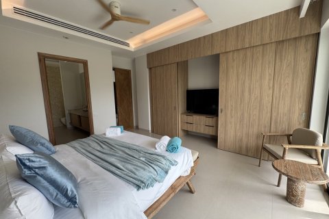 Villa in Pattaya, Thailand 4 bedrooms № 163878 - photo 14