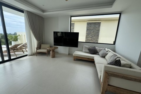 Villa in Pattaya, Thailand 4 bedrooms № 163878 - photo 9