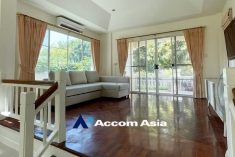 บ้านในประเวศ, กรุงเทพฯ, ประเทศไทย 3 ห้องนอน № 218582
