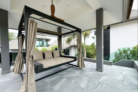 Villa in Phuket, Thailand 3 bedrooms № 164270 - photo 15