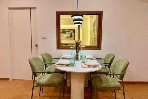 Condo in Phaya Thai, Bangkok, Thailand, 2 bedrooms  № 164267 - photo 5